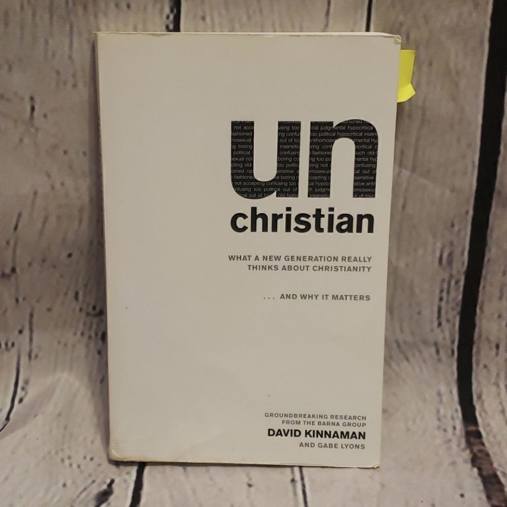 ‎Christianity Book